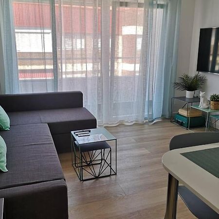 Piso Moderno Con Garaje En El Centro De Vigo Apartment Luaran gambar