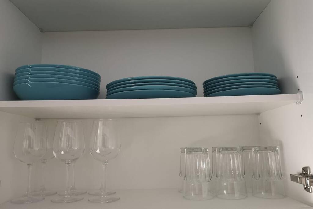 Piso Moderno Con Garaje En El Centro De Vigo Apartment Luaran gambar