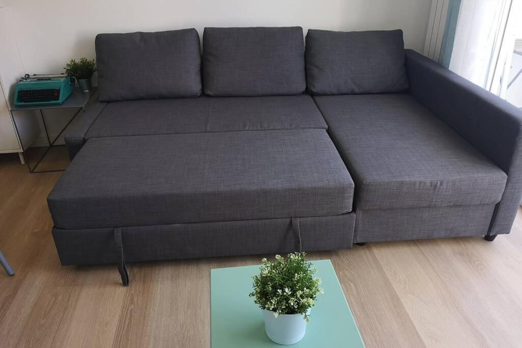 Piso Moderno Con Garaje En El Centro De Vigo Apartment Luaran gambar